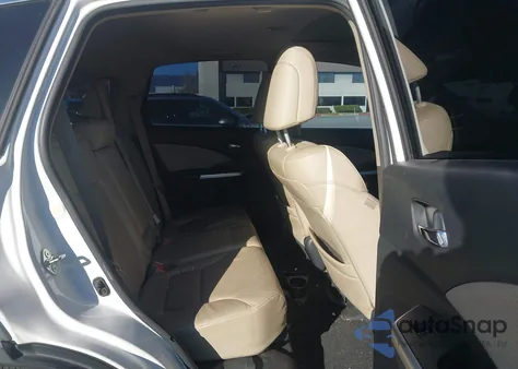 2016 Honda Cr-V Touring z USA, uszkodzony, nr VIN 5J6RM3H91GL016095